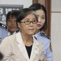 崔顺实一审获刑20年，韩媒：将成朴槿惠案风向标